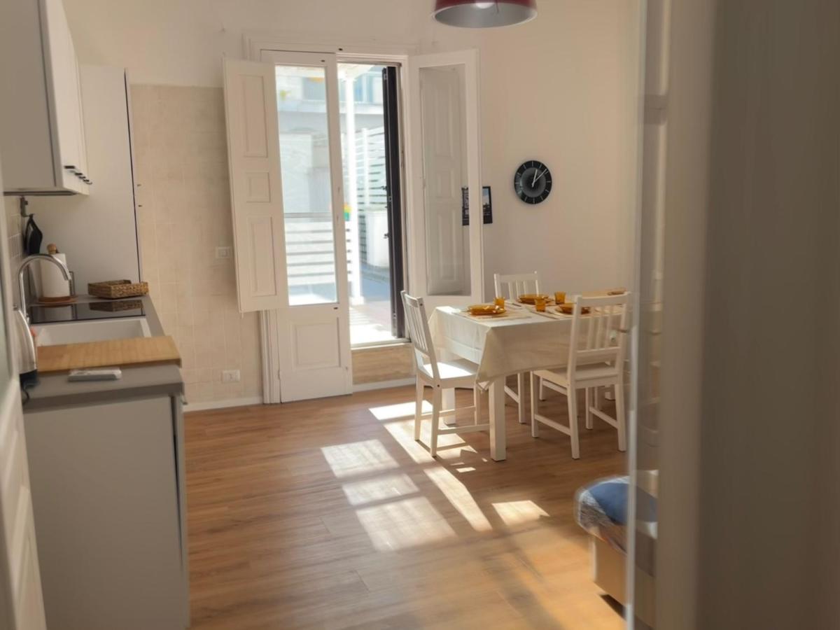 Апартаменты Casa In Centro Con Terrazzo Бари Экстерьер фото